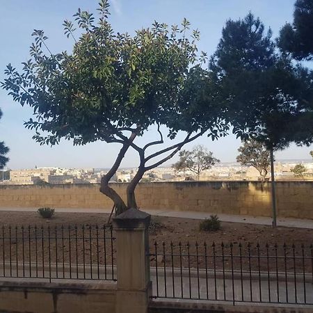 Valletta Malta Il-Furjana Exteriör bild